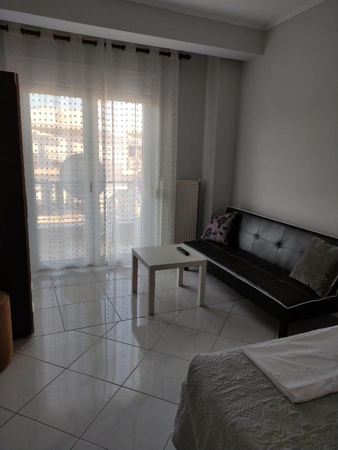 Ammos Studios & Apartments Néa Péramos Bagian luar foto